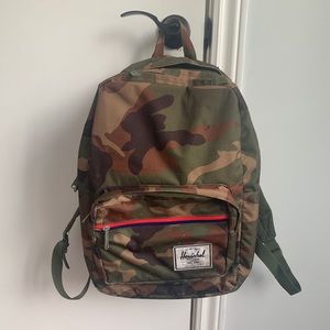 Hershel Camouflage “Pop Quiz Backpack”